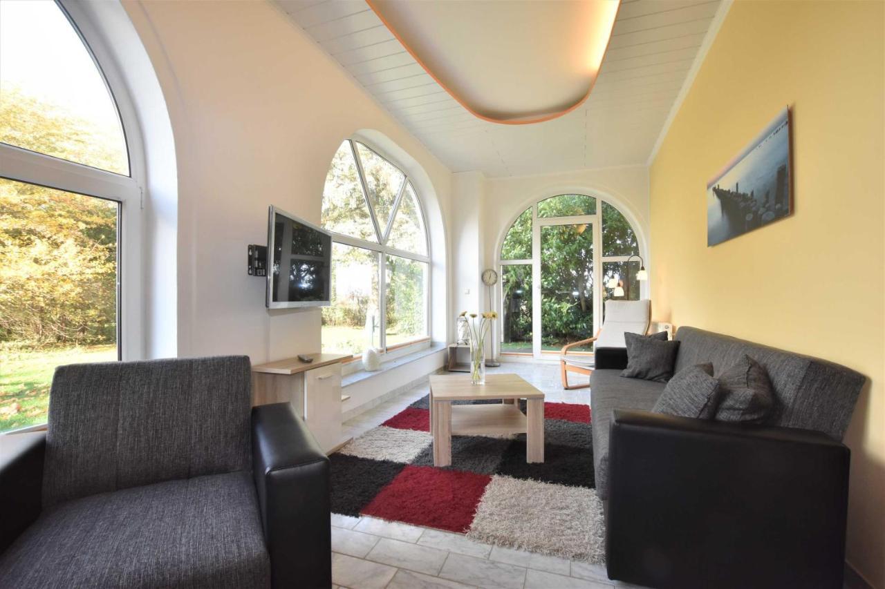 Ferienwohnungen Kleckerburg Mit Me Kagsdorf Exterior photo