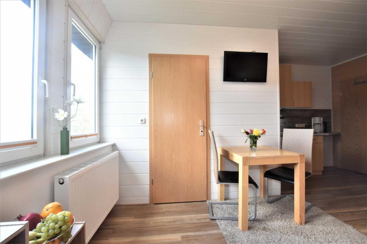 Ferienwohnungen Kleckerburg Mit Me Kagsdorf Exterior photo