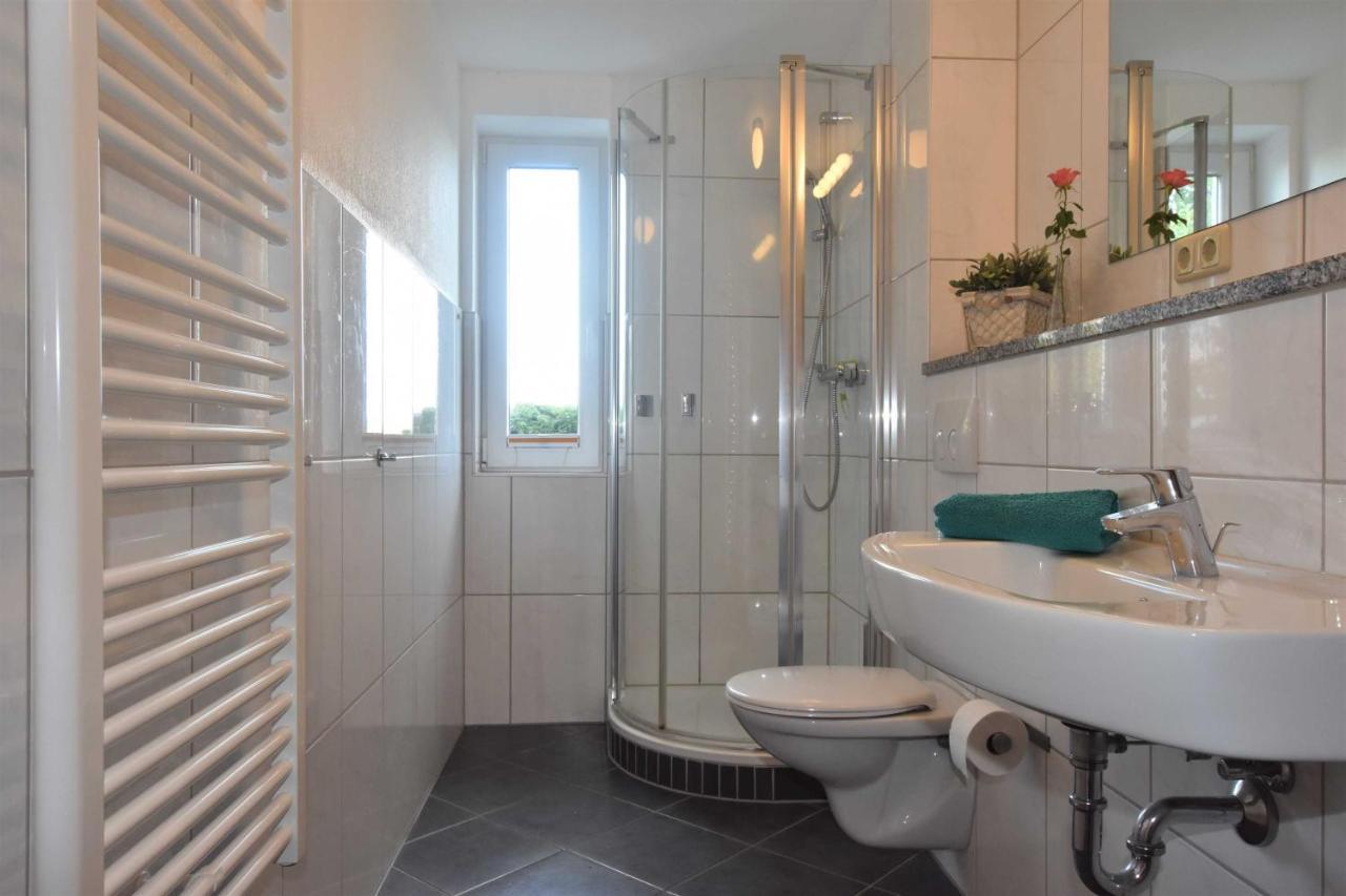 Ferienwohnungen Kleckerburg Mit Me Kagsdorf Exterior photo